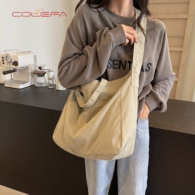 Solid-Color Nylon Tote Bag Lightweight Versatile and Spacious Daily Commuting Bags Korean-Style Relaxed Shoulder Tote Bag